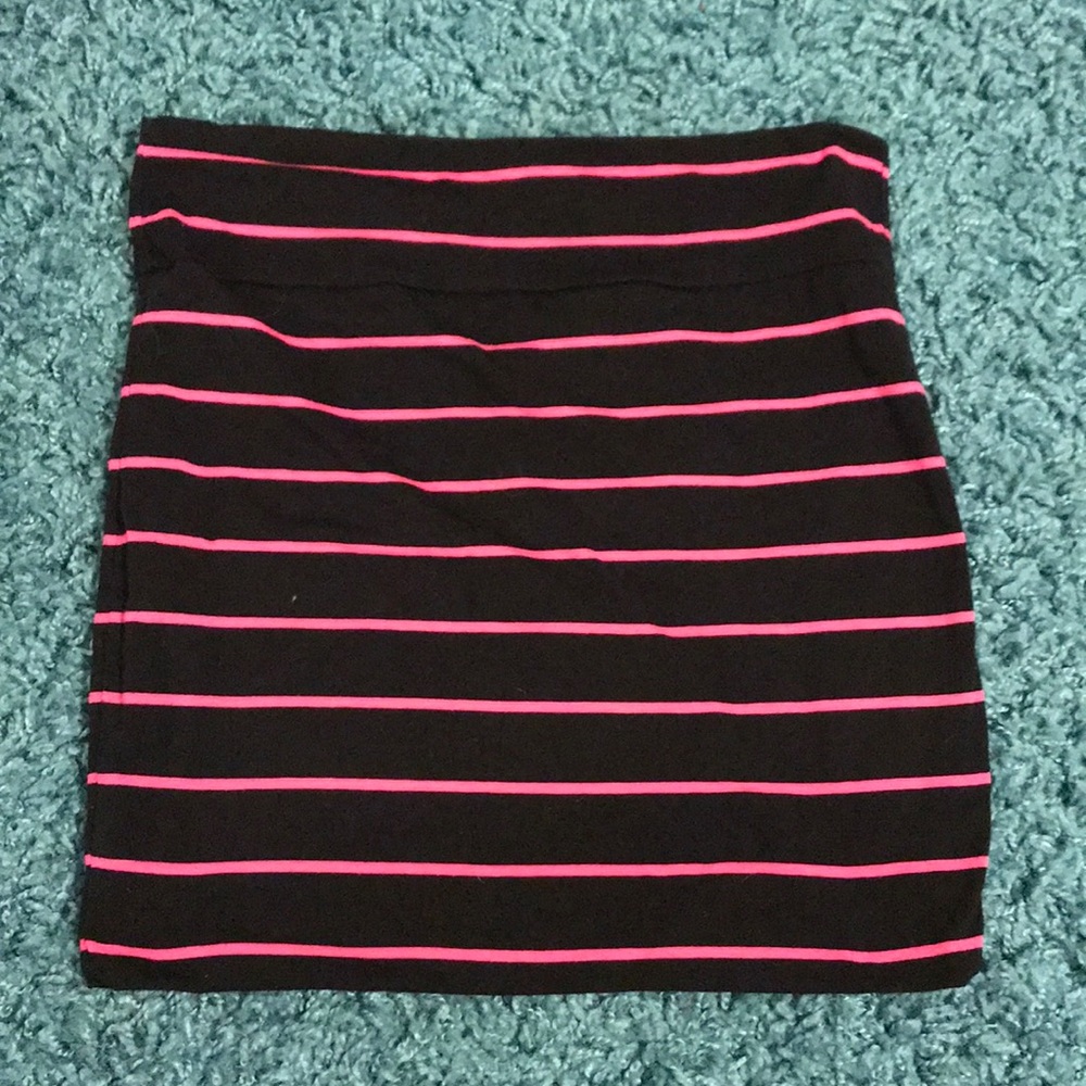 Black with hot pink stripes pencil skirt